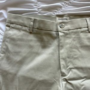 Mens Khaki pants